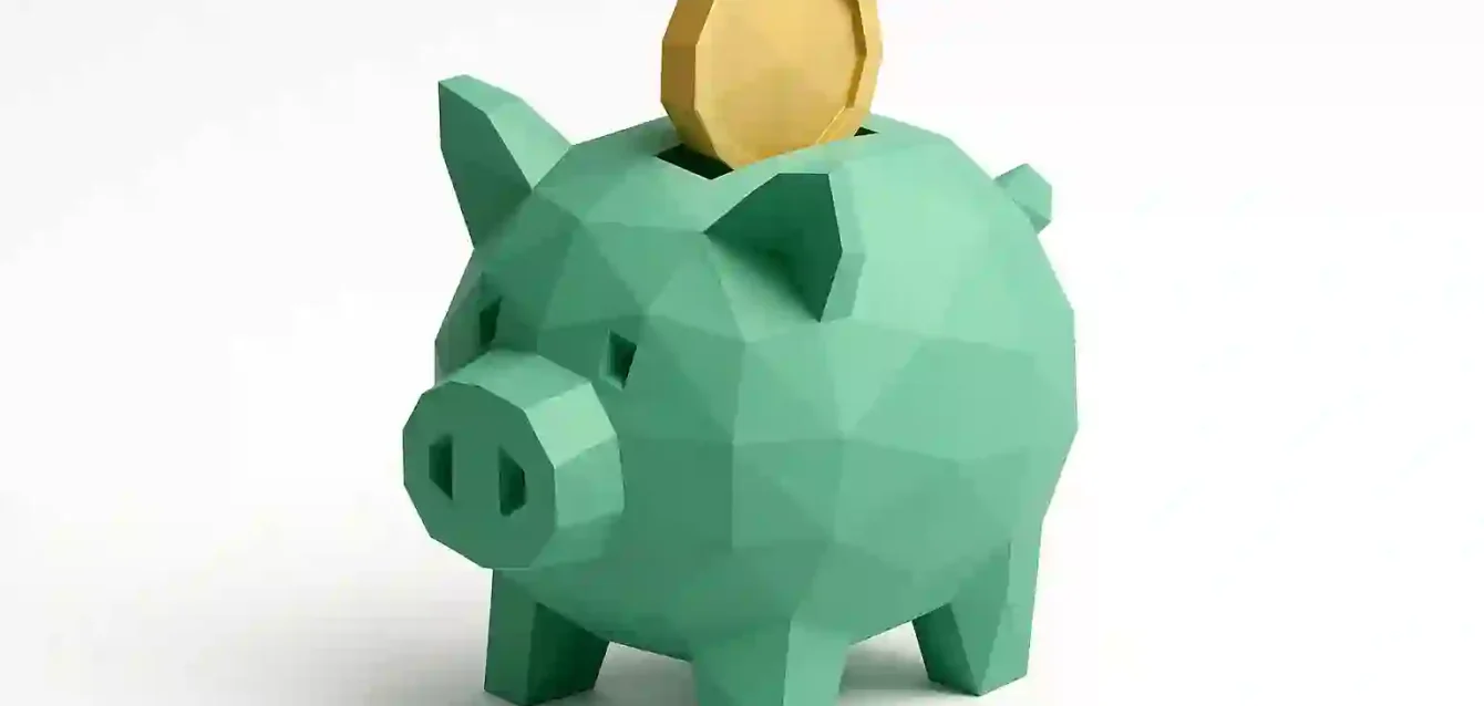 En Ucuz n8n Self-Hosting 2026 - Düşük Maliyetli Otomasyon Tasarrufu 2026'da n8n'in ucuza kendi kendine barındırılması için maliyet tasarrufunu simgeleyen, içine altın para yerleştirilmiş düşük poli yeşil kumbara